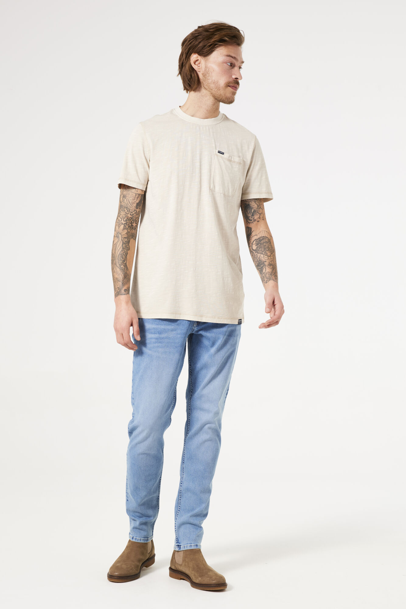 690-5067-onmodel-front-2000-