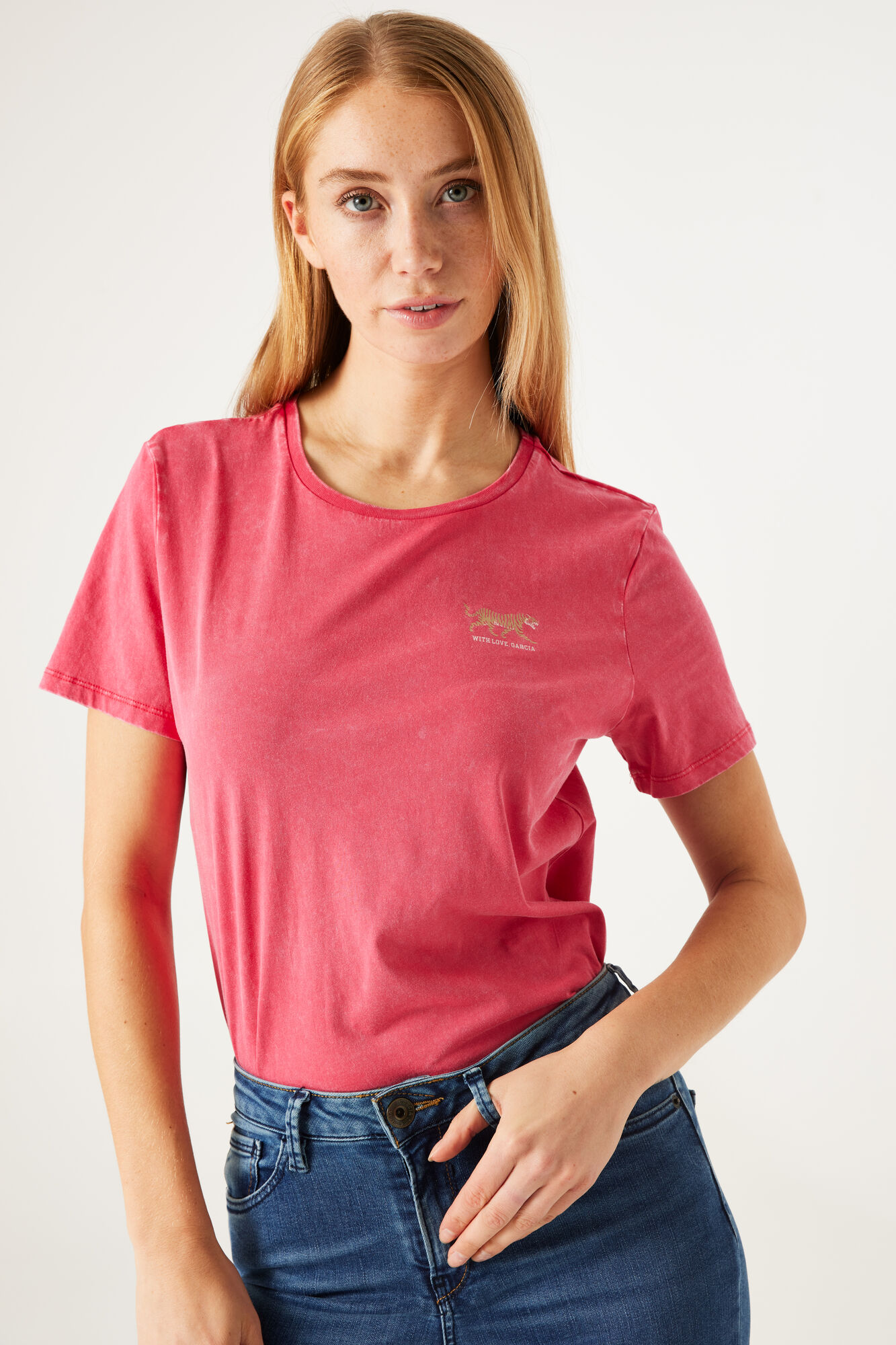 GARCIA 売れ筋商品|||ガルシア Tシャツ トップス レディース Tops Pink z0012-8891-onmodel-front-2000-