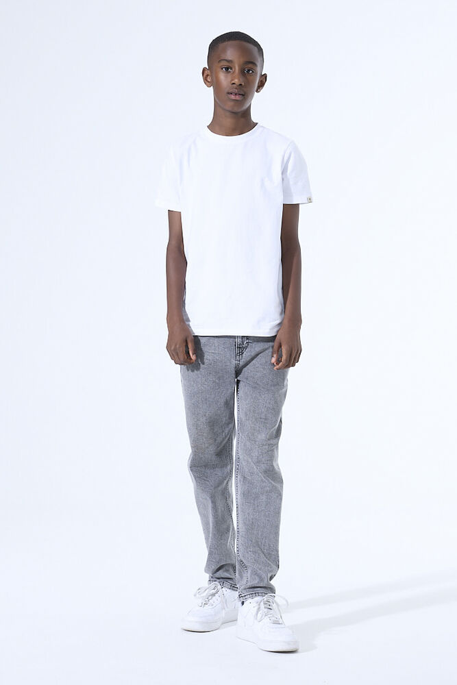 onmodel-front-1000