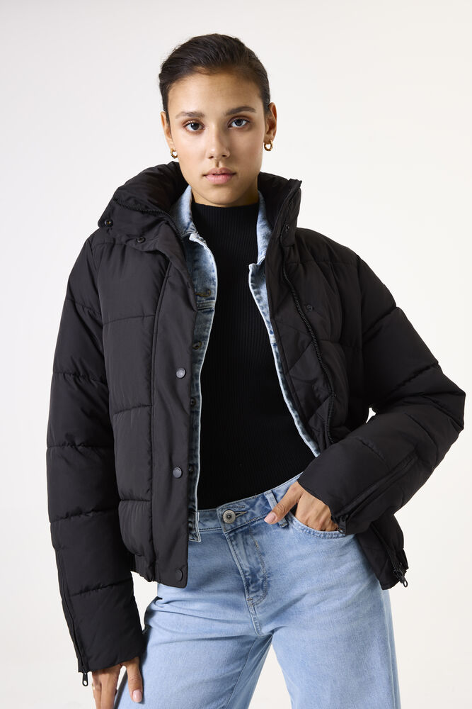 onmodel-front-1000