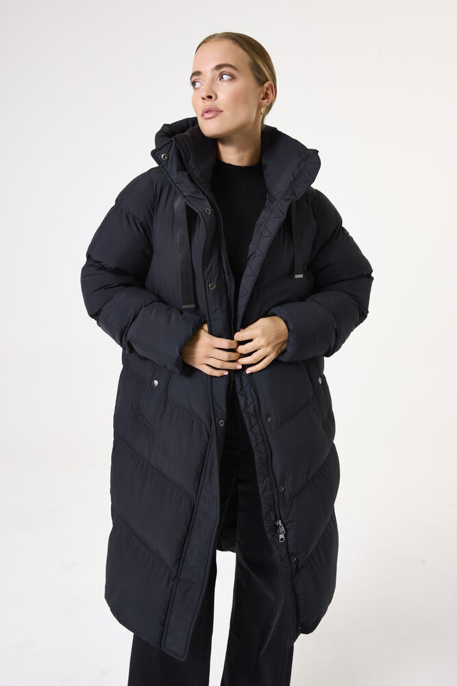 onmodel-front-1000