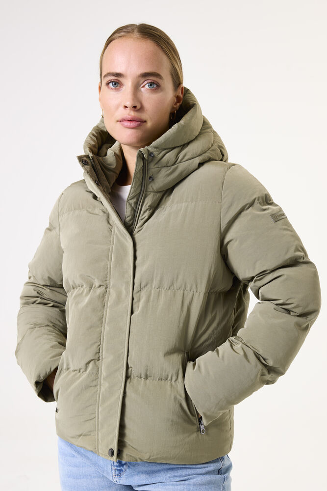 onmodel-front-1000