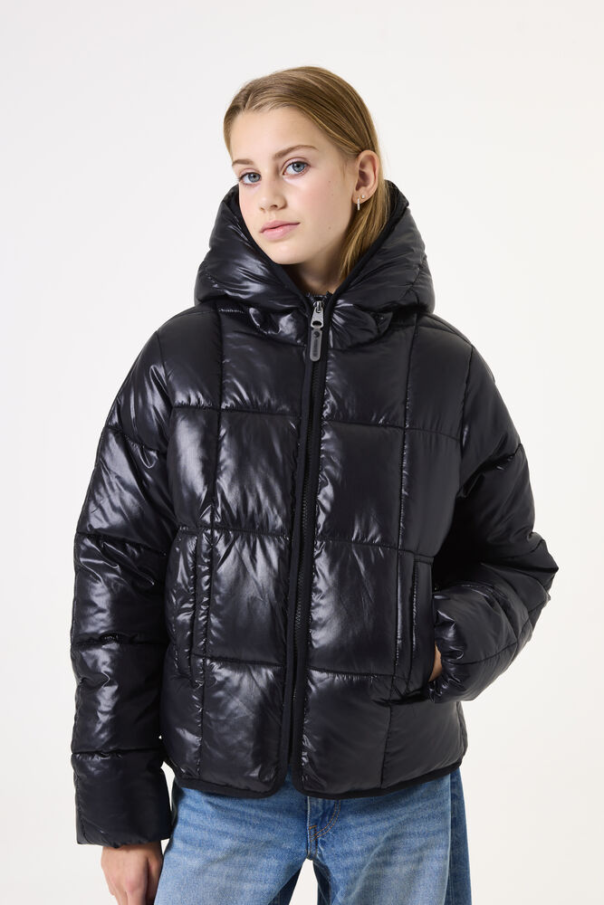 onmodel-front-1000
