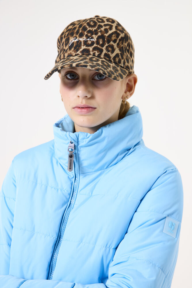 onmodel-front-1000