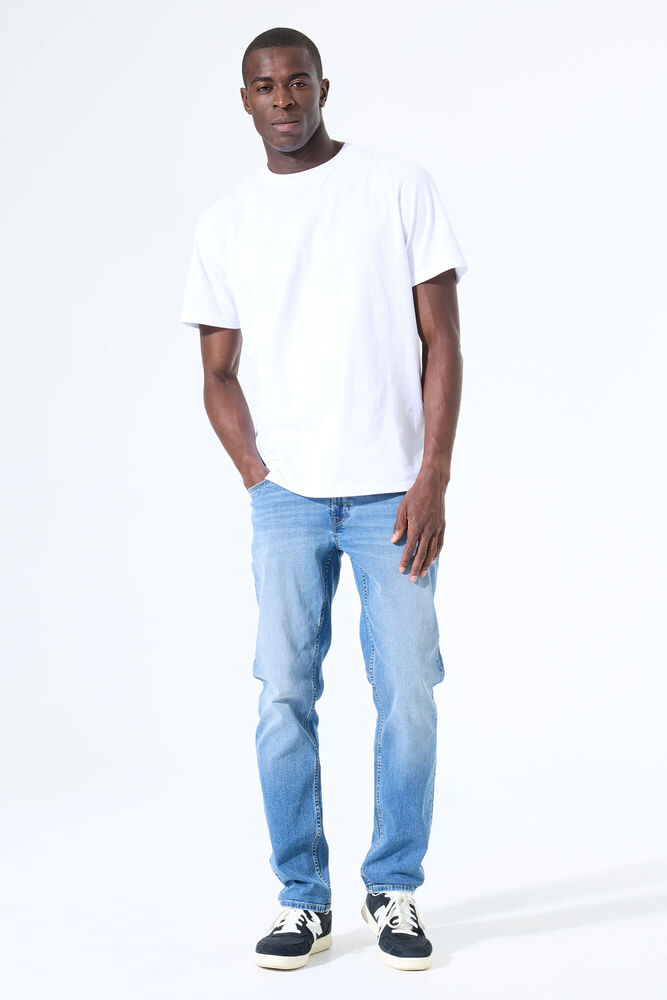 onmodel-front-1000