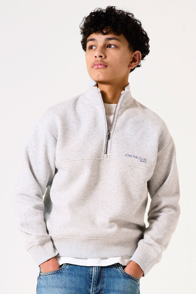 onmodel-front-1000