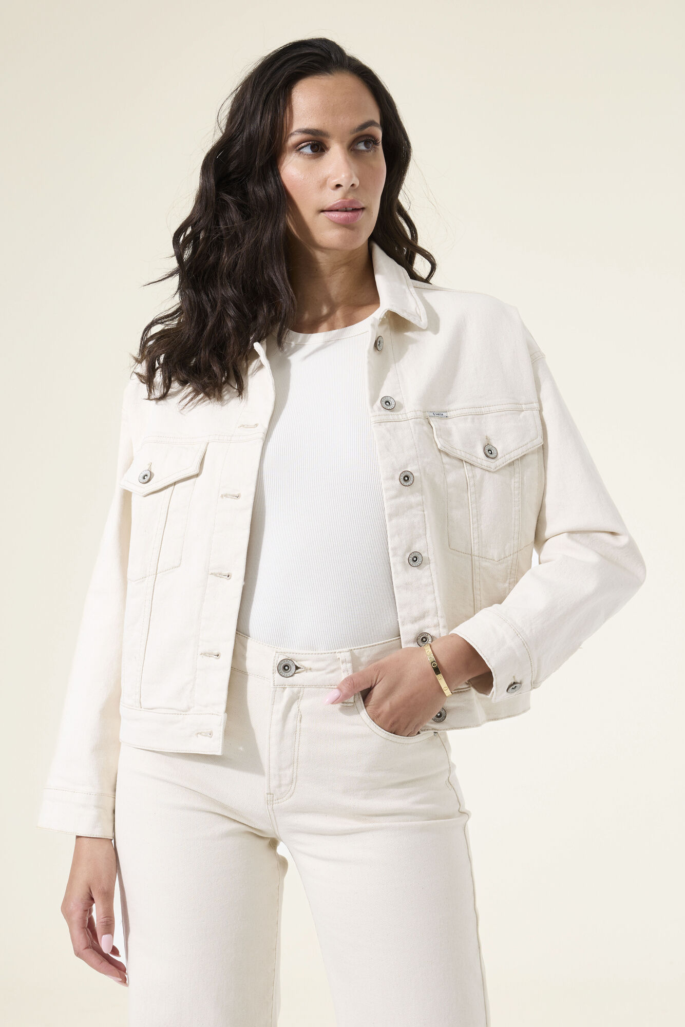 Emira 705 Cropped Denim Jacket - Ecru | GARCIA