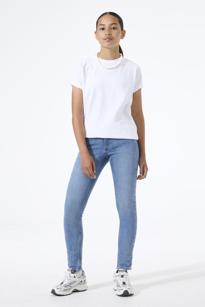 onmodel-front-1000