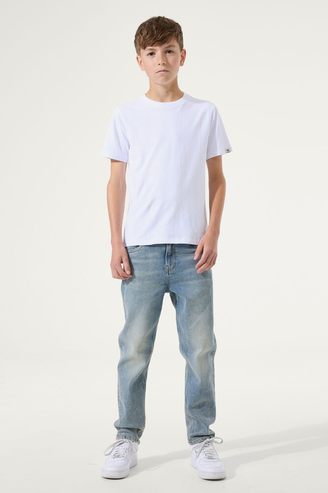 onmodel-front-1000