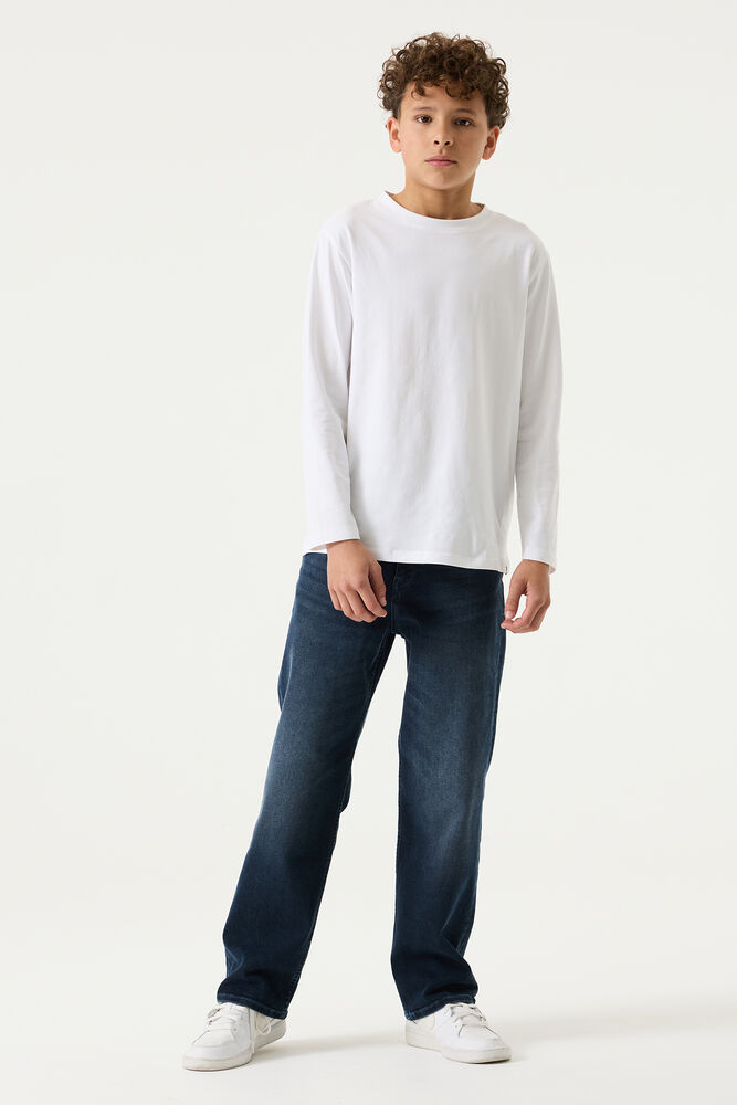 onmodel-front-1000