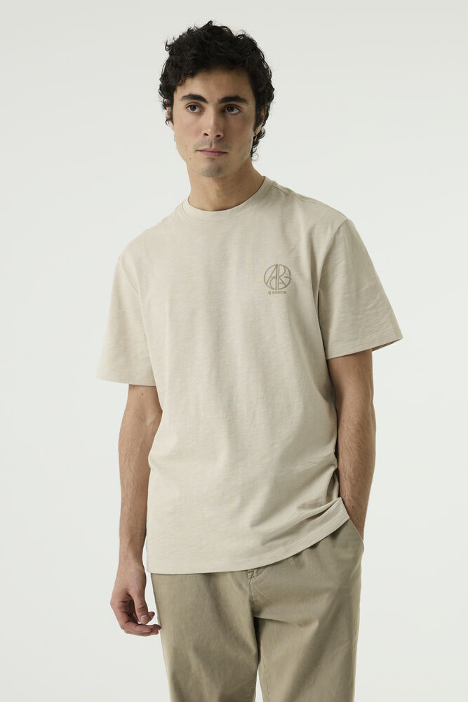 onmodel-front-1000