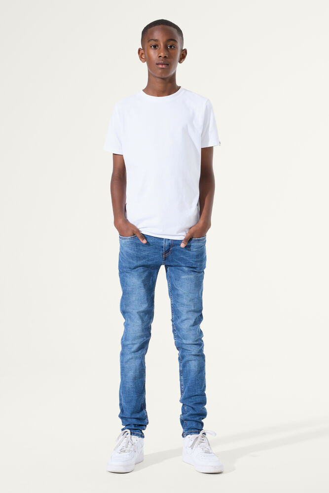 onmodel-front-1000